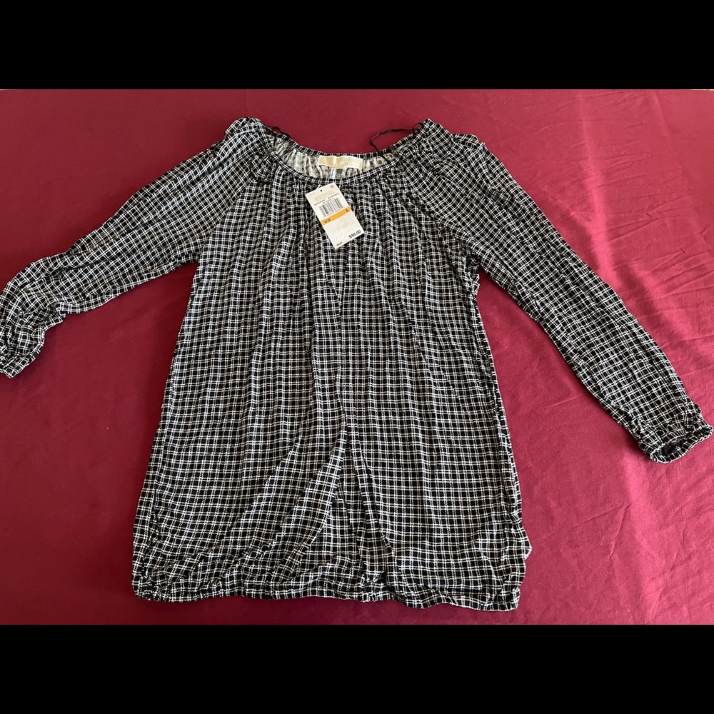 Michael Kors black/white micro check peasant top. Size S